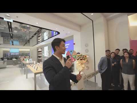 HONOR Experience Store at BurJuman Mall