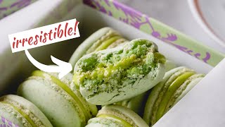 pistachio macarons