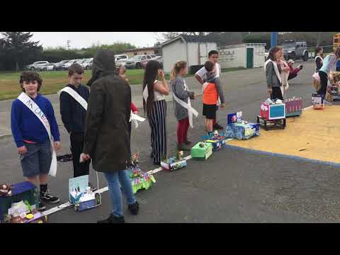 State float parade at Cutten Elementary School