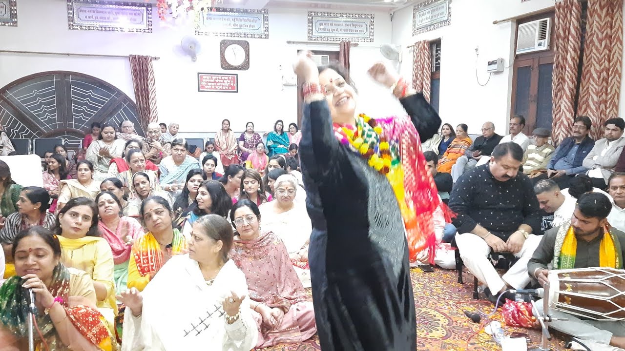 दिल वार दिया जाये, दिल निसार दिया जाये, बोलो मेरे सयो अब क्या किया जाए ।। सुन्दर भाव