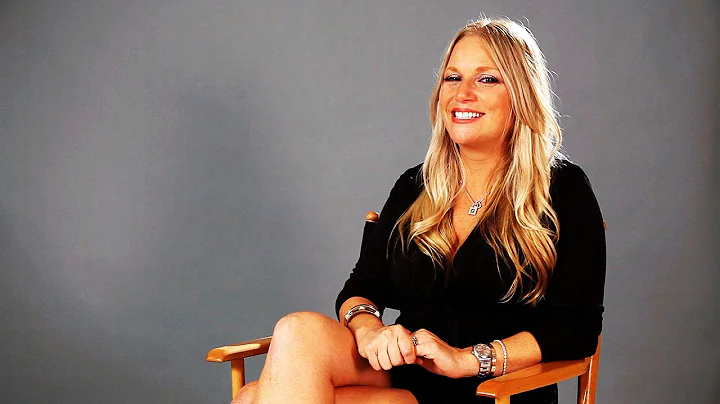 How to Work in PR with Kelly Brady | Public Relati...