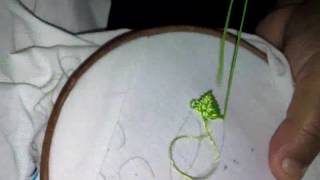 Bordado a mão livre: ponto pena, ponto rococó e miozote – Free hand embroidery