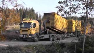 Flismaskin, Volvo & Scania lastväxlare & diverse klipp, höst 2011.