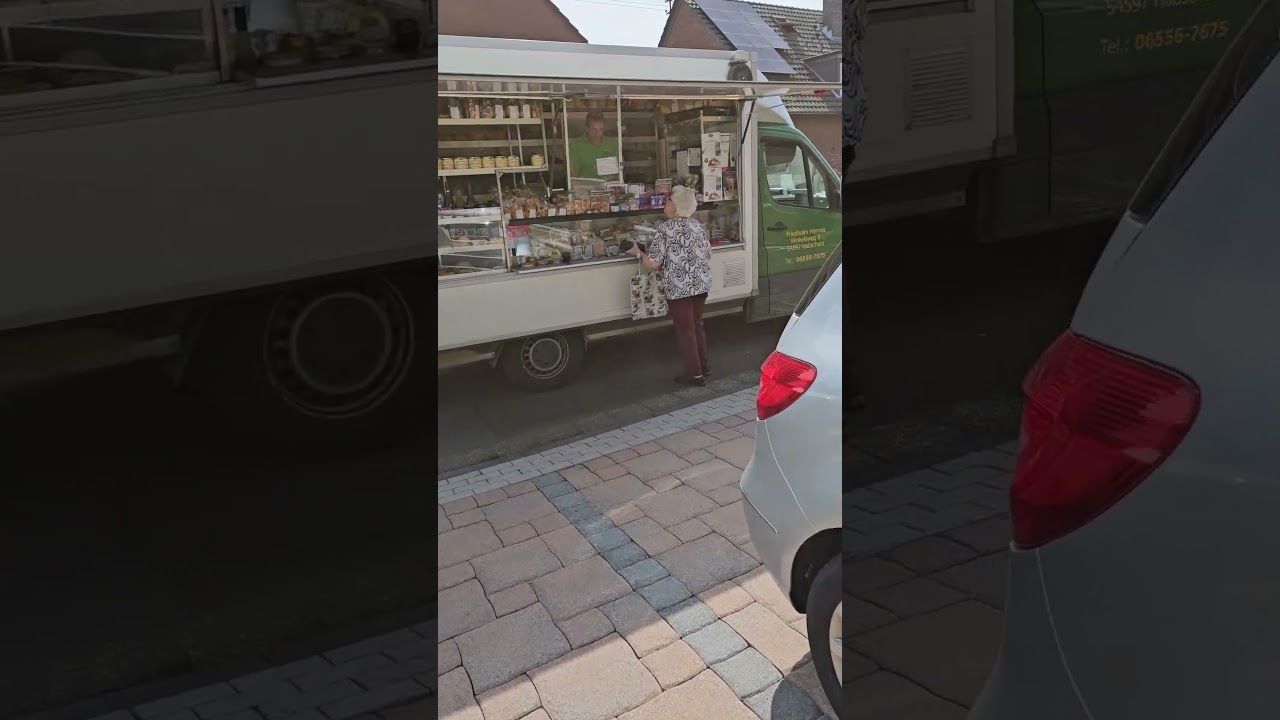 Ларек на колесах. Для одних выгодно, для других удобно #вгермании #бизнес #наулице #вевропе