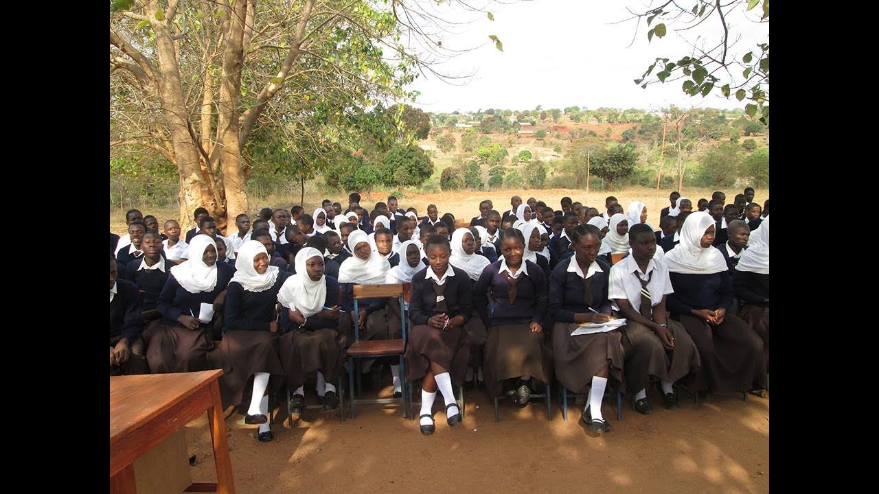 WAKAZI WA MADABA WAPINGA VIKALI WANAFUNZI  WATAKAO PATA MIMBA WASIRUDI SHULENI