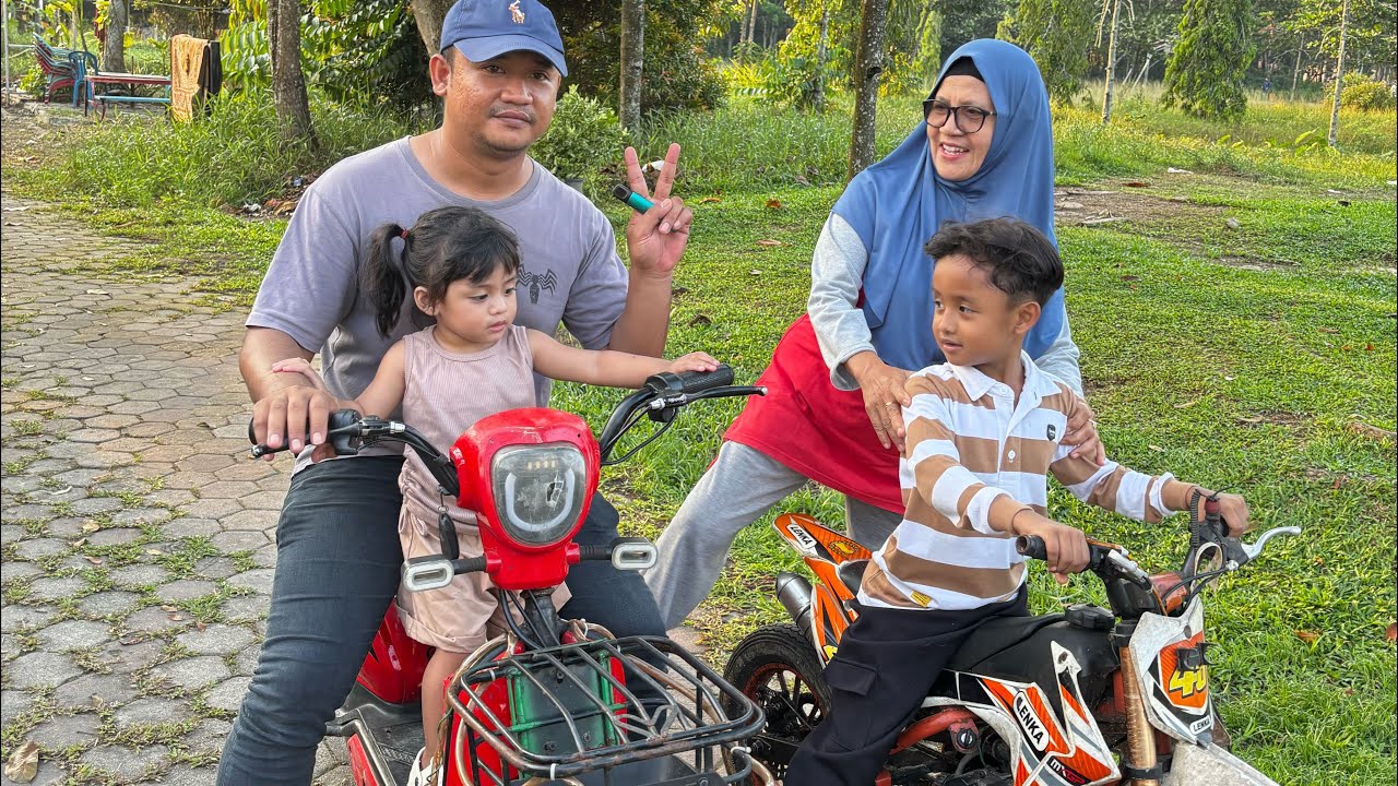 JALAN JALAN SORE DI TAMAN PCR RUMBAI