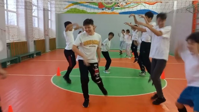 Әйелі сантехникті порно арқылы азғырады кемпірдің жыртылған пизызы