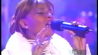 Mary J. Blige - No Happy Holiday ( Live )