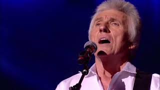 Video thumbnail of "Visions - Cliff Richard and the Shadows at the O2 - The Final Reunion - 2009"