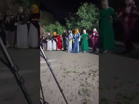 Hötoğlu köyü. MEHMET KILIÇ'ın Kına gecesinden kısa bir video.