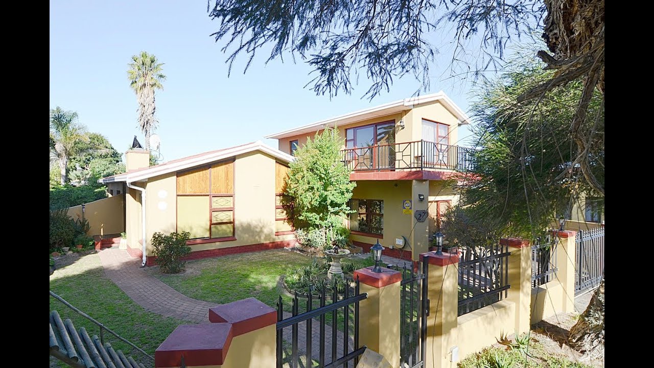 Magnificent fourbedroom property for sale in St Dumas, Kuilsriver