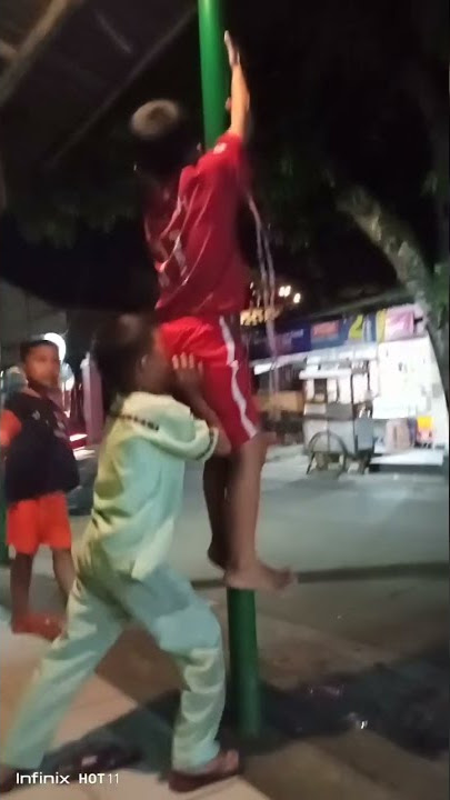 Lagi pada apa ini anak anak, bapak bapak ibu ibu coba lihat #shortsvideo #short
