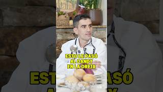 El Problema Del Dandy Con Su Oreja