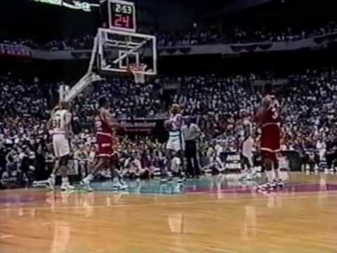 Hakeem Olajuwon Dismantles David Robinson and the ...