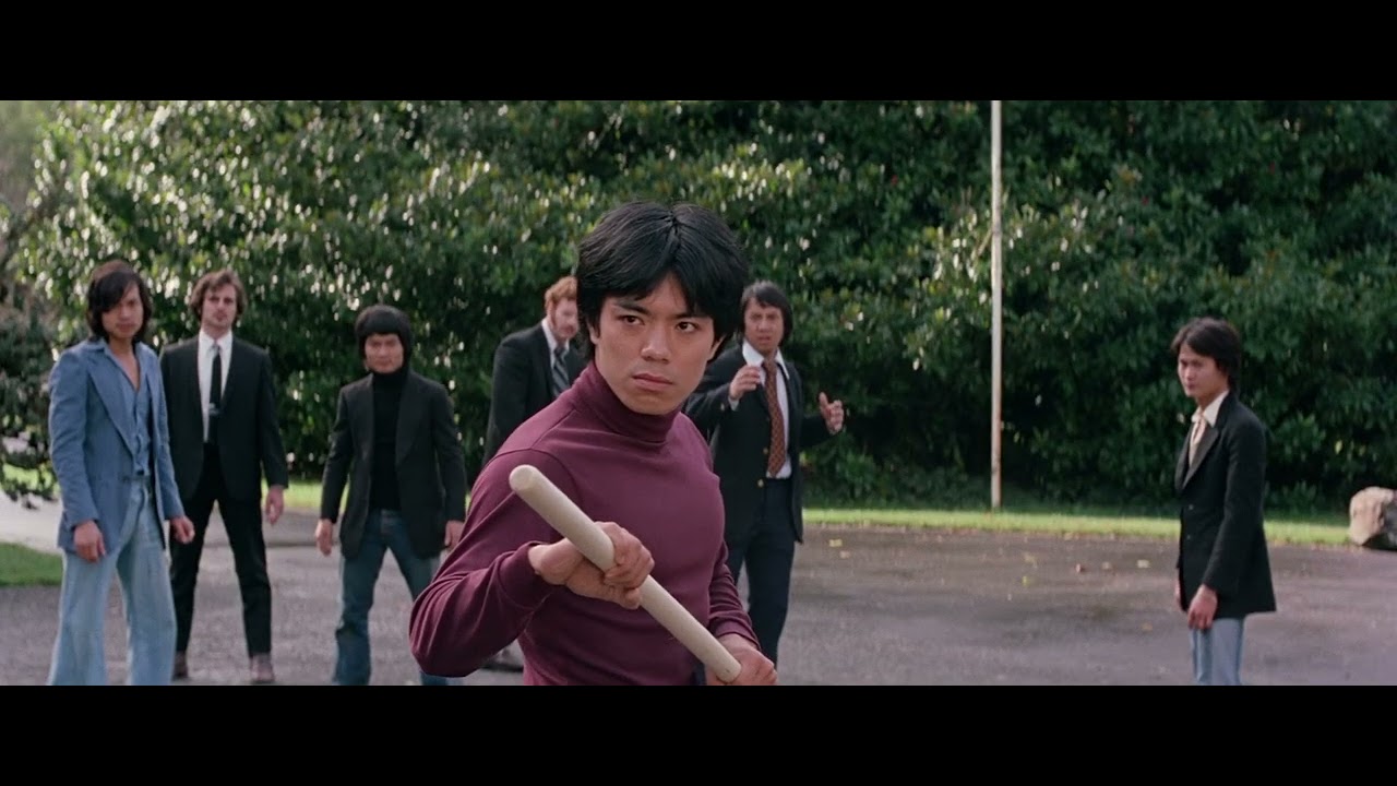 Slaughter In San Francisco - Chuck Norris Gets Ready For A Fight