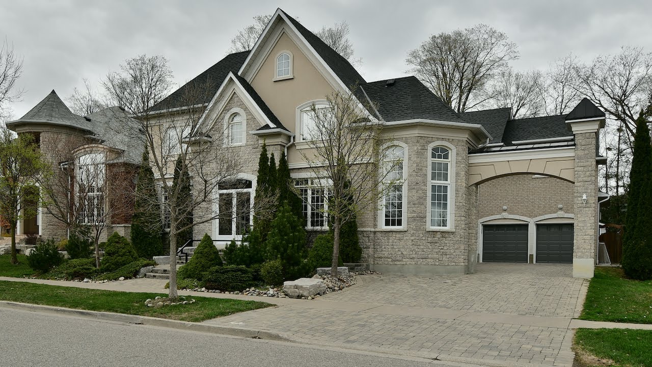 27 Splendor Dr, Whitby — Видеотур по дню открытых дверей