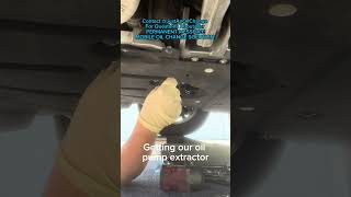 Cleanest way to do An Oil Change this is next level 🔥🔥 #justanoilchange #oilchange #mobilemechanic