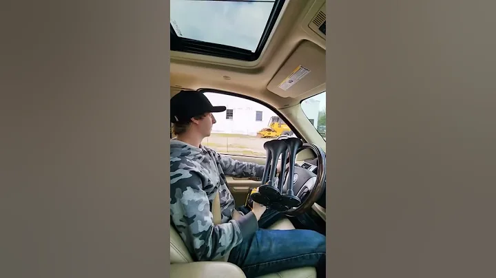 Train horn prank #shorts #prank #fyp #tiktok - DayDayNews