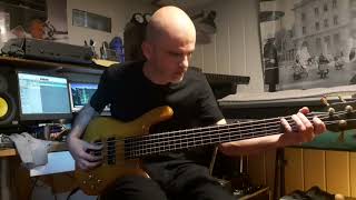 King Crimson - Dinasour - Tony Levin Bass Cover  (THRAK 1995)