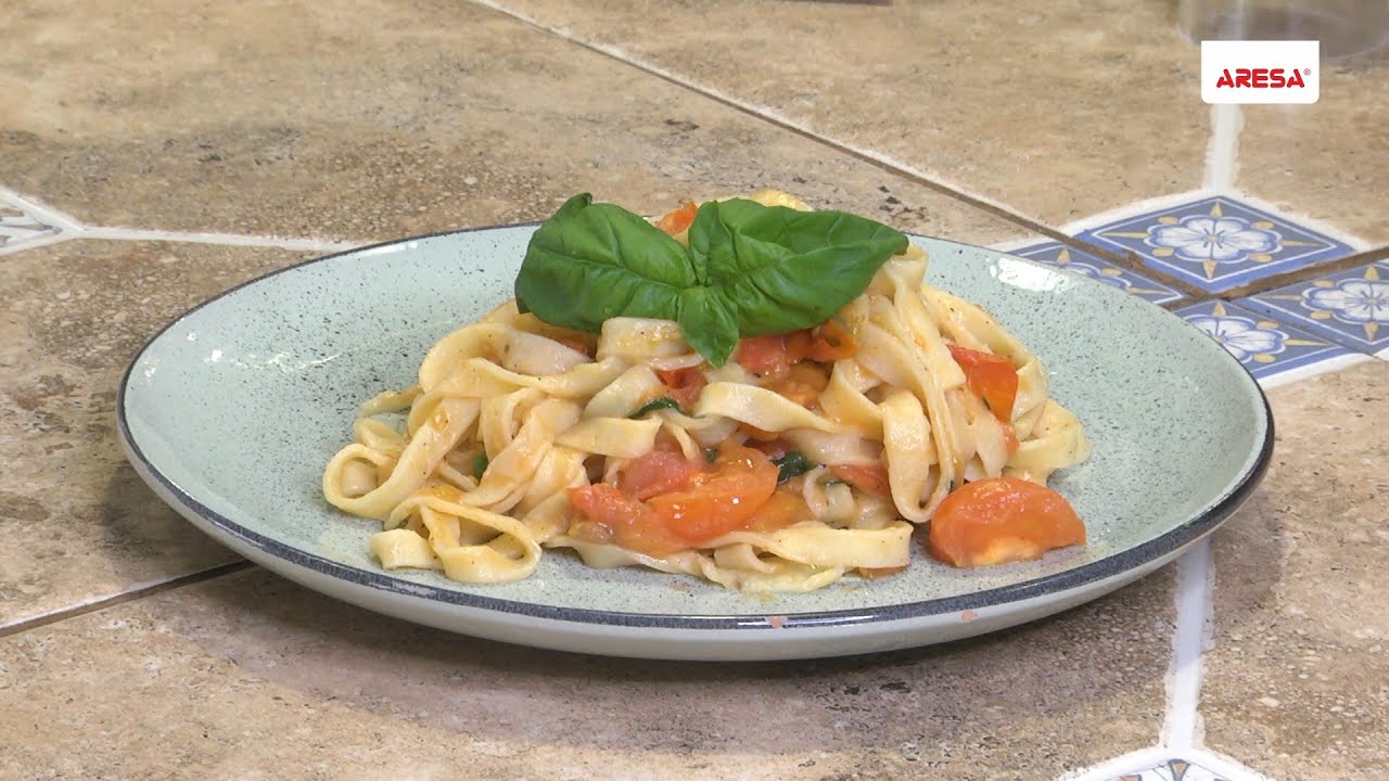 Готовь как шеф 206 серия. Домашние фетучини по-итальянски