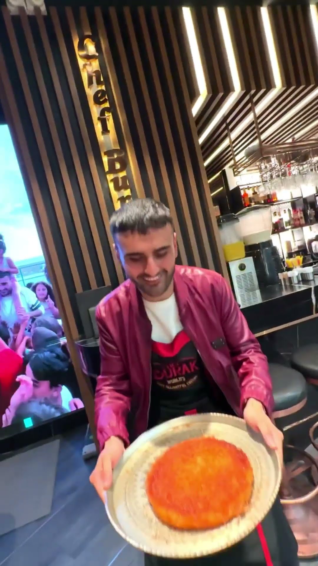 CZN BURAK VADİ İSTANBUL MALL HOŞGELDİNİZ #chefburak #shorts