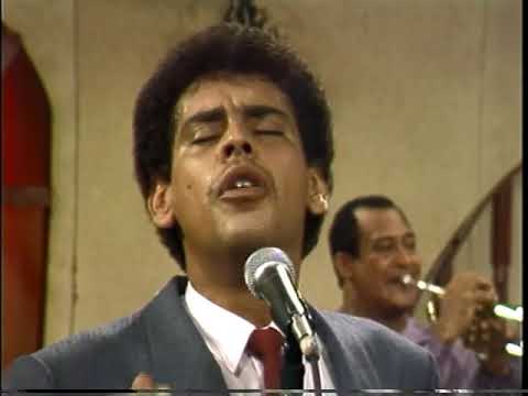 Fernando Villalona - Seré [80s] - YouTube