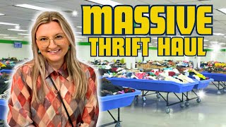 Goodwill Bins THRIFT HAUL to resell on Poshmark for a profit! Huge vintage thrift haul