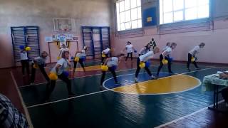 картинка: танец учителей червоногригоровки