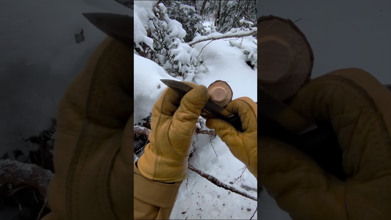 Petit bricolage du jour, un contenant pour épicé. #bushcraft #survival #camping