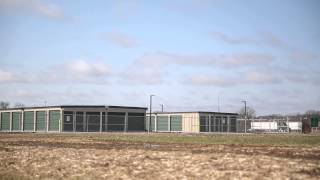 State of the Art Storage Facility in Newville / Edgerton - FOX DEN STORE-IT