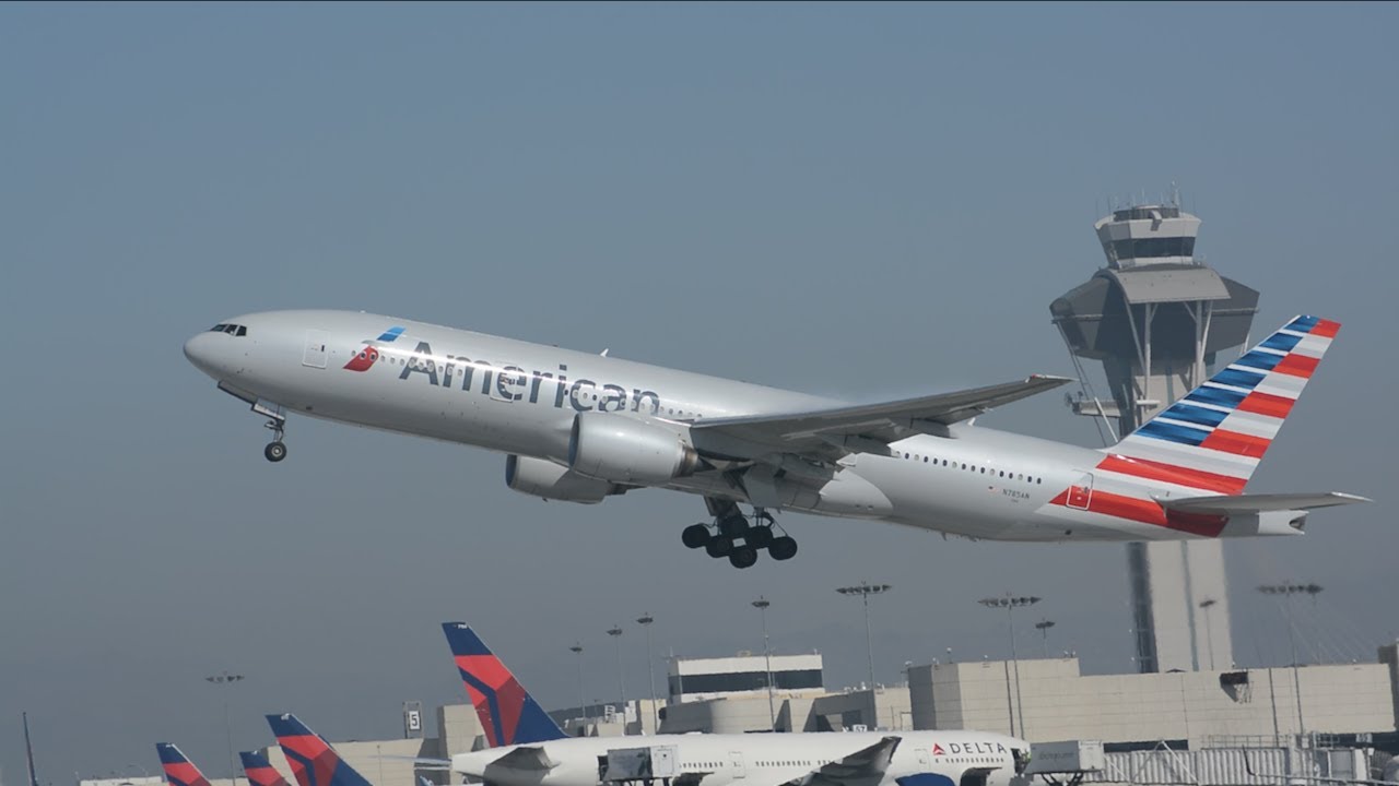 American Airlines "New Livery" Boeing 777-200ER [N785AN] Departing LAX.