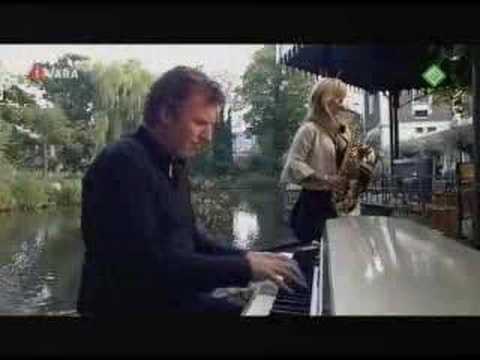 Candy Dulfer and pimped Rhodes