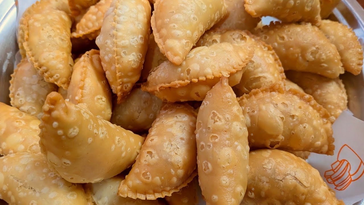 1/2 kg से 50 Mawa Gujiya 😱 होली का मजा 100 गुना - एकदम नए तरीके से मावा गुजिया-न फटेगी न घी पिएगी