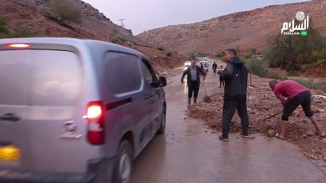 #الشلف  : المياه تحاصر سكان مدخل أولاد علال ببلدية بوقادير