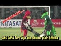 Tingkah konyol Jojo Zoro dan Rooster bikin ketawa - Persebaya vs PSM Makassar