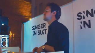 Download Lagu DJ voor uw Bruiloft in Brabant | Super Reviews | 5 Sterren | Zingende DJ | Singer in Suit MP3 Download Lagu DJ voor uw Bruiloft in Brabant | Super Reviews | 5 Sterren | Zingende DJ | Singer in Suit MP3