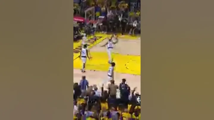 KLAY IMPERSONATES STEPH SHIMMIES 😳