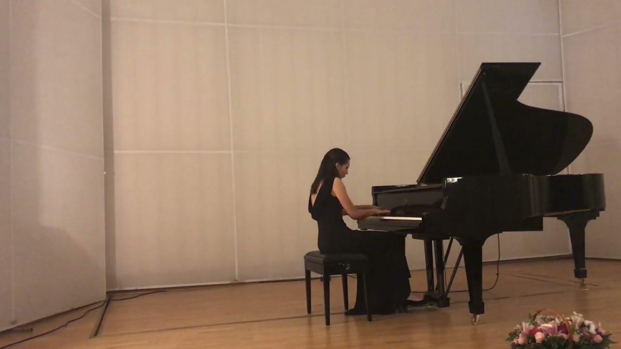 KRISTINA ZELENINA PLAYS CHOPIN ETUDE OP.10 NO.8