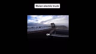 Electric Rivian truck pulls 18 wheeler out of snow😳🤯