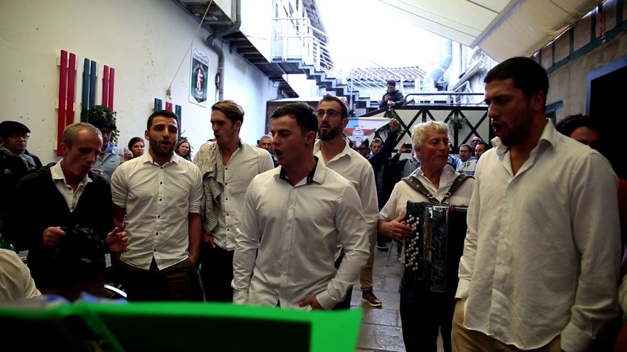 La Peña Baiona - Izen Gabeak