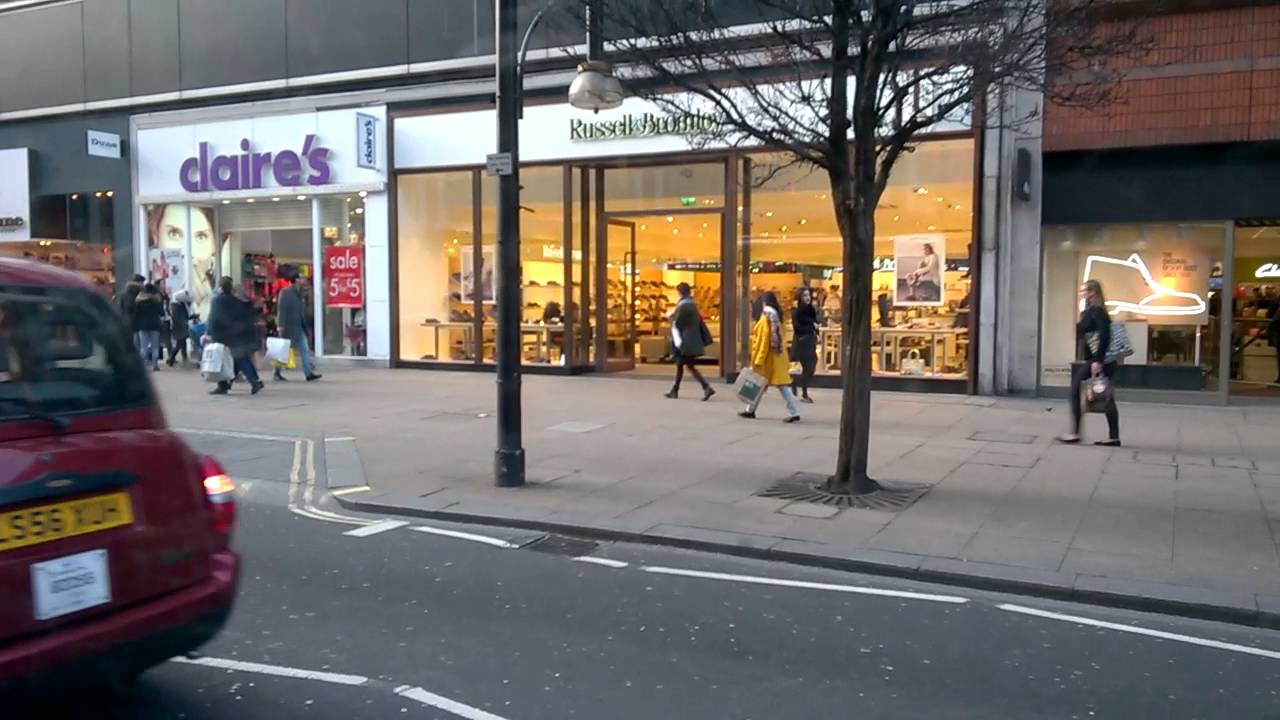 London Streets Schuh To Claires Oxford Street London March 15 Youtube