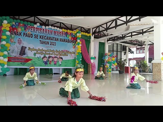 Tari kreasi Ampar-Ampar Pisang Oleh TK Tunas Harapan class=