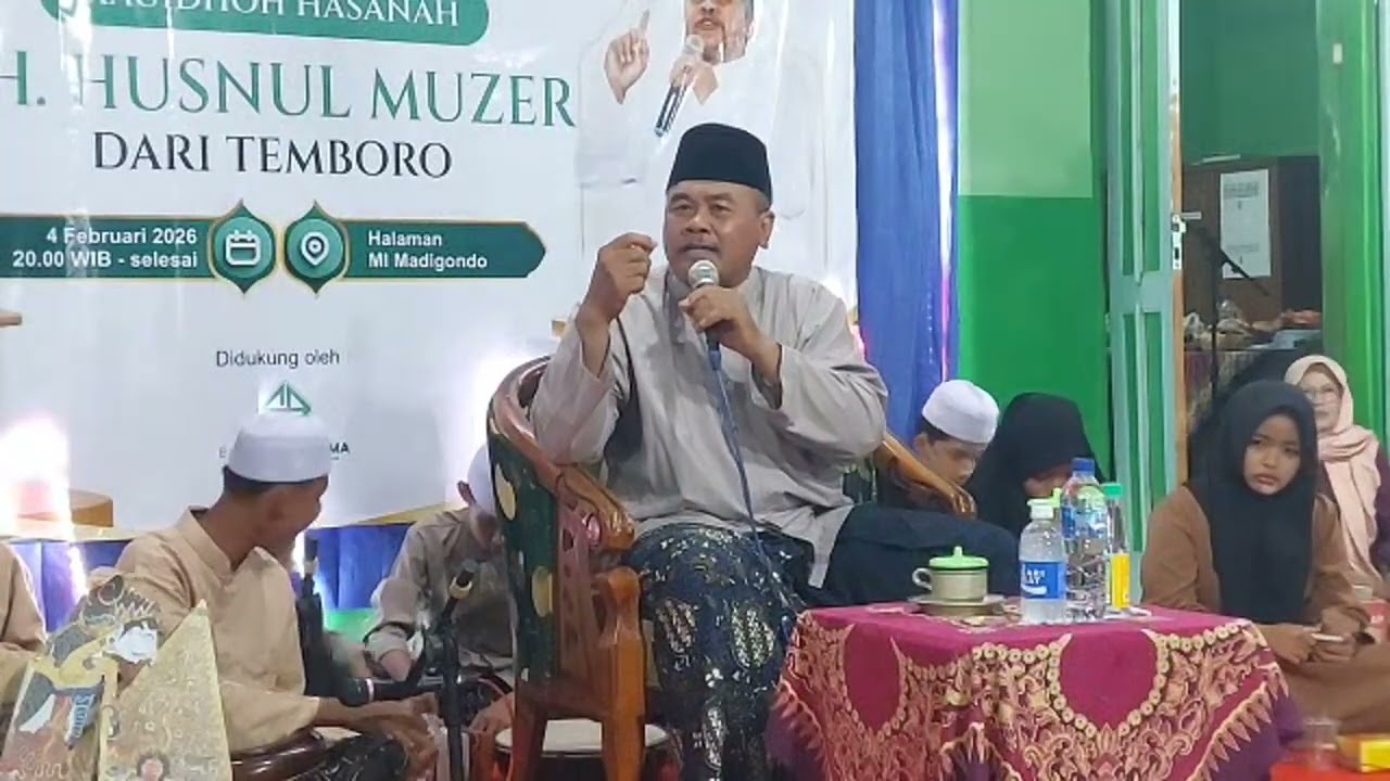 Sorotan 1.09.41 - 1.14.41 KH.HUSNUL MUZER & Hadrah Hubbun Nabi pada Milad ke-59 MI.Madigondo Magetan