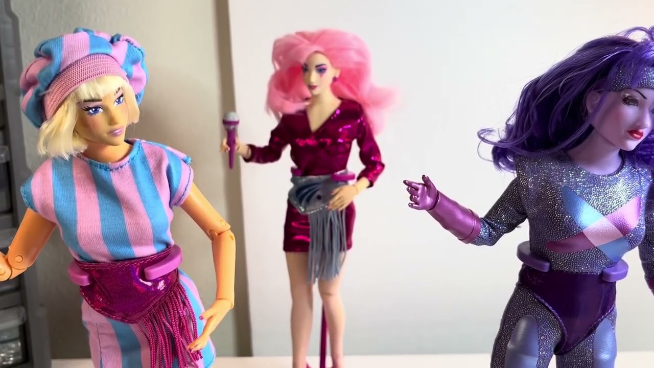 Jem & The Holograms collector’s edition 2 pack of Jerrica and Synergy!! The Loyal Subject dolls.