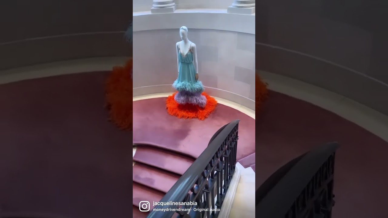 Gucci Luxury Shopping in Paris #gucci #shoppingvlog #paris