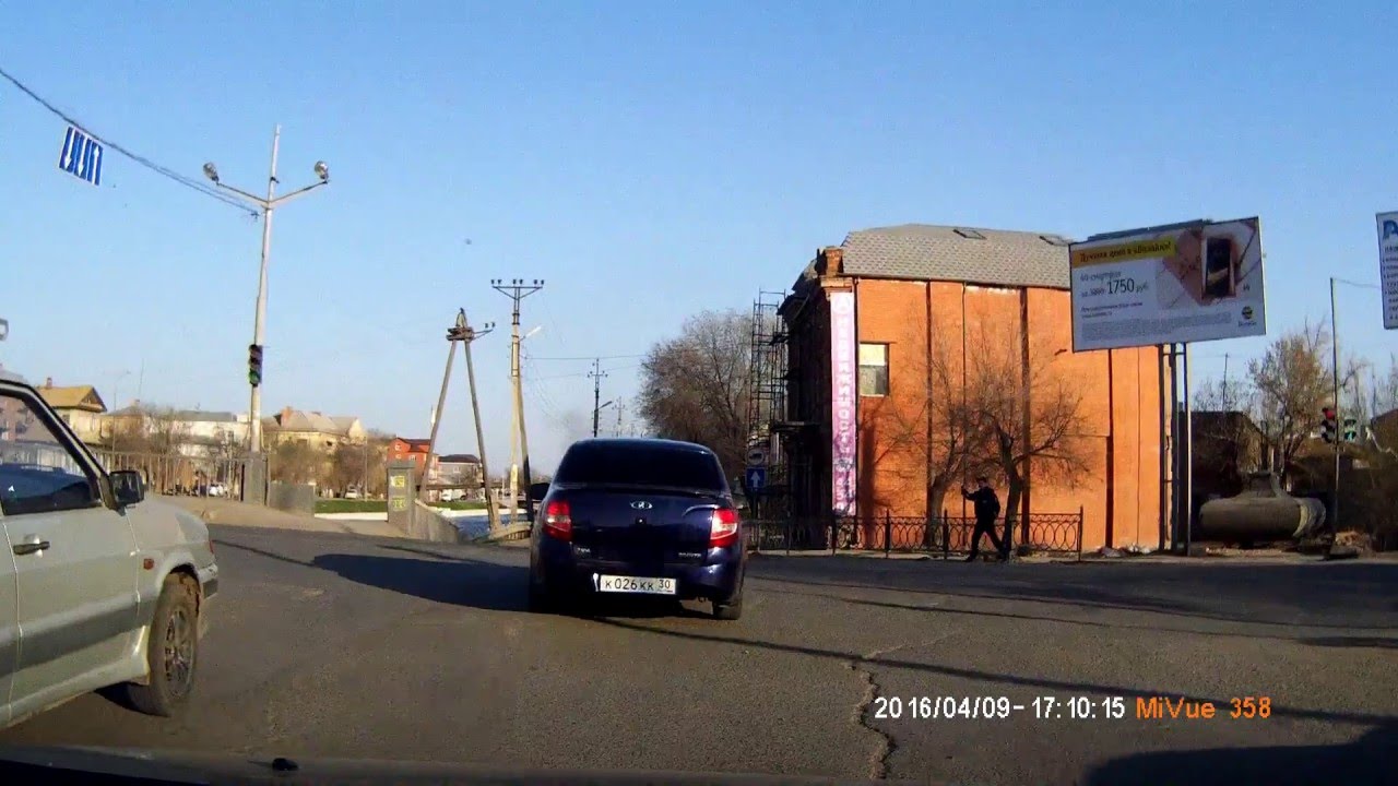 Не остановился по требованию инспектора ГИБДД