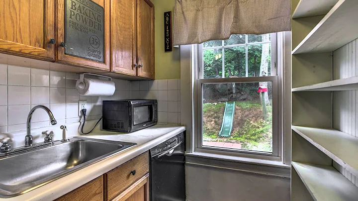 65 Park St, Stoneham MA  - Leila Tutela - Tel 781-...