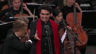 Rolando Villazón performs &quot;Du bist mein Traum&quot;