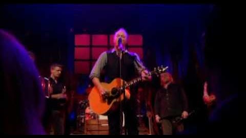 Rowwen Hèze DVD Saus - De Peel In Brand