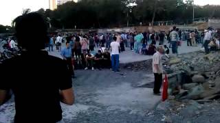 Karanfilli Atma Eylemi - Taksim Gezi Parkı ( 22-06-2013 )